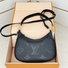 Louis Vuitton Hobo Bags